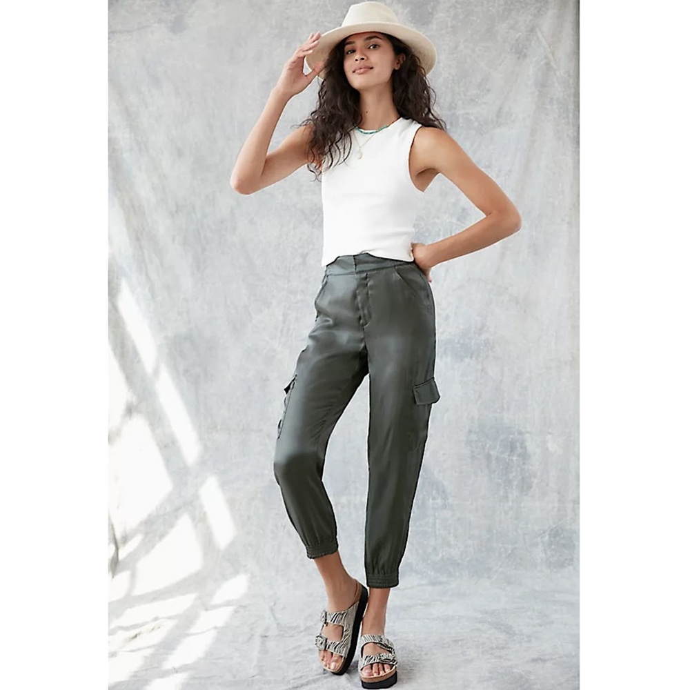 Anthropologie Shimmer Joggers in charcoal